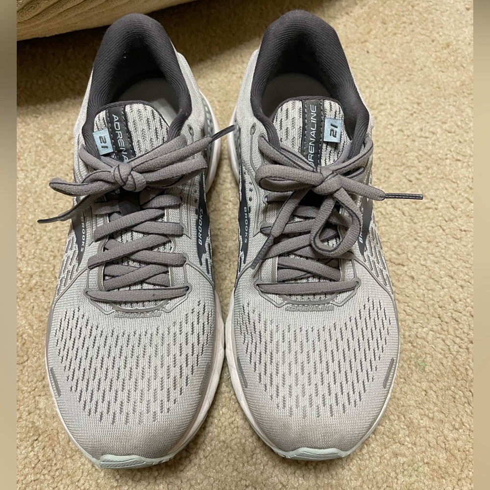 Brooks Adrenaline Women’s Size 8